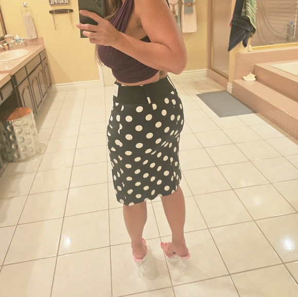 SPD Polka Dot Pencil Skirt with Belt - Picture 6 of 16